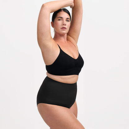 Shaping briefs with high waist